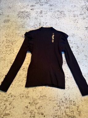 SHEIN Black Ribbed Long-Sleeve Top with Ruffle Shoulders and Gold Buttons